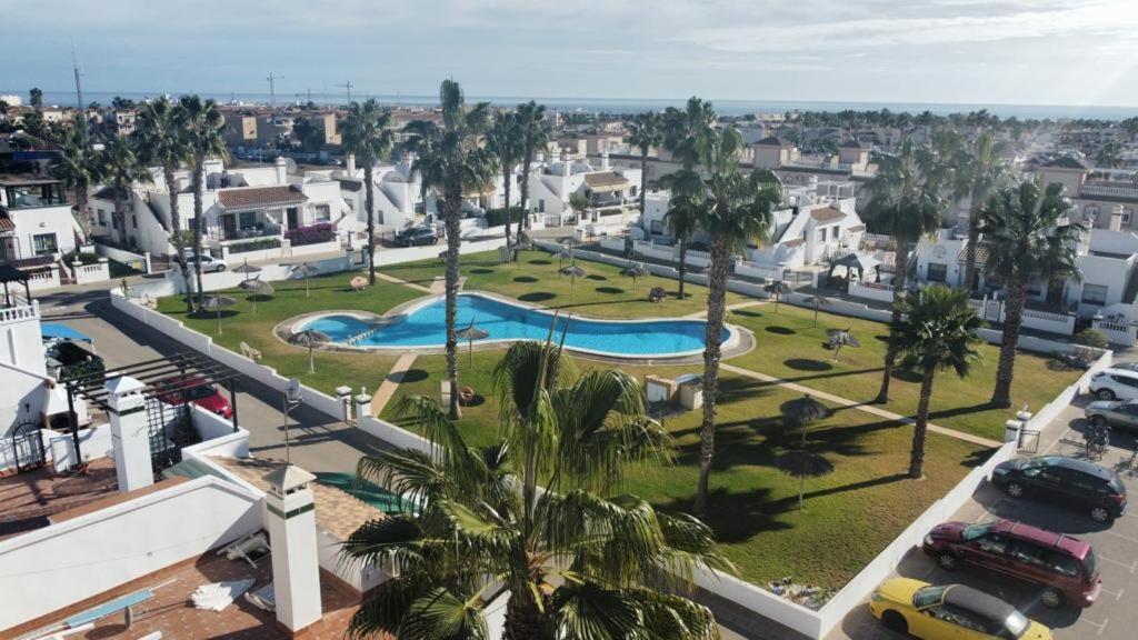 La Victoria Apartament,Jumilla Ii, 2 Bedrooms, 2 Bathrooms And Beautiful Swimming Pool Dehesa de Campoamor  Exteriér fotografie